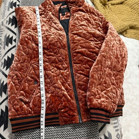 Bernardo Rust/Blk Quilted Velvet Bomber Jacket - Picture 8 of 11